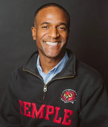 Aaron X. Smith Author Photo
